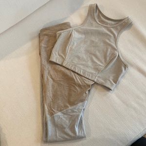 Outdoor Voices Iconic Colorblock Set - Oatmeal